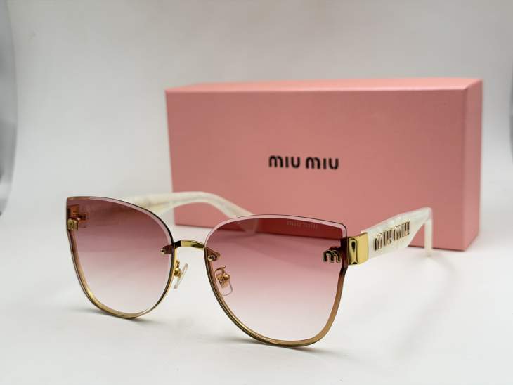 Picture of Miu Miu Sunglasses _SKUfw79615979fw